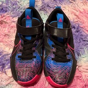 Nike Kids Giannis Black and Blue Sneakers with Pink Accents